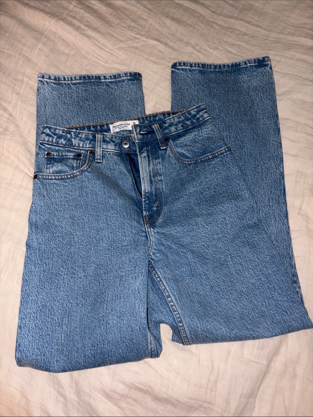 Abercrombie 90s relaxed jeans